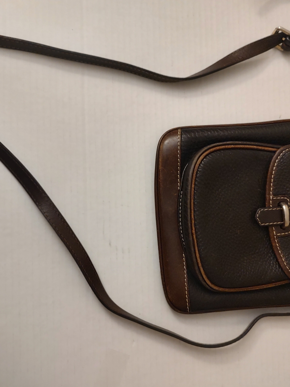 Vintage Dooney & Bourke Brown Pebble Leather Crossbody Bag with Brown Trim